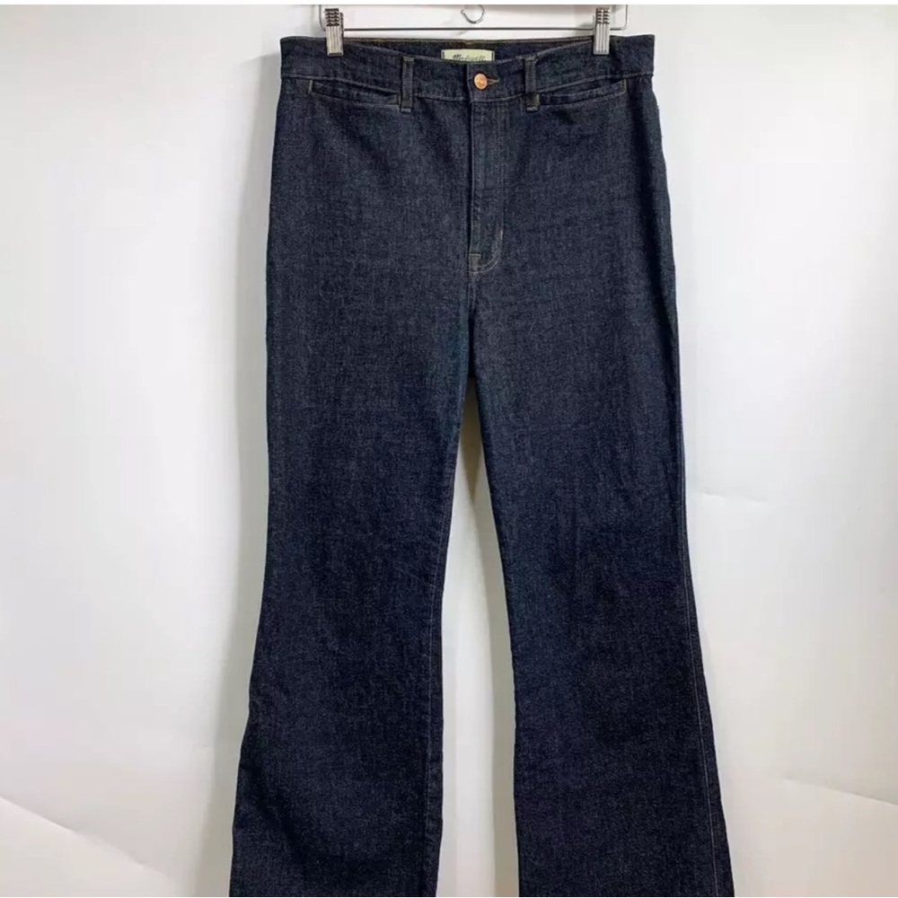Madewell Women's 11" High Rise Flare Durland Wash Raw Hem Denim Jean Size 30